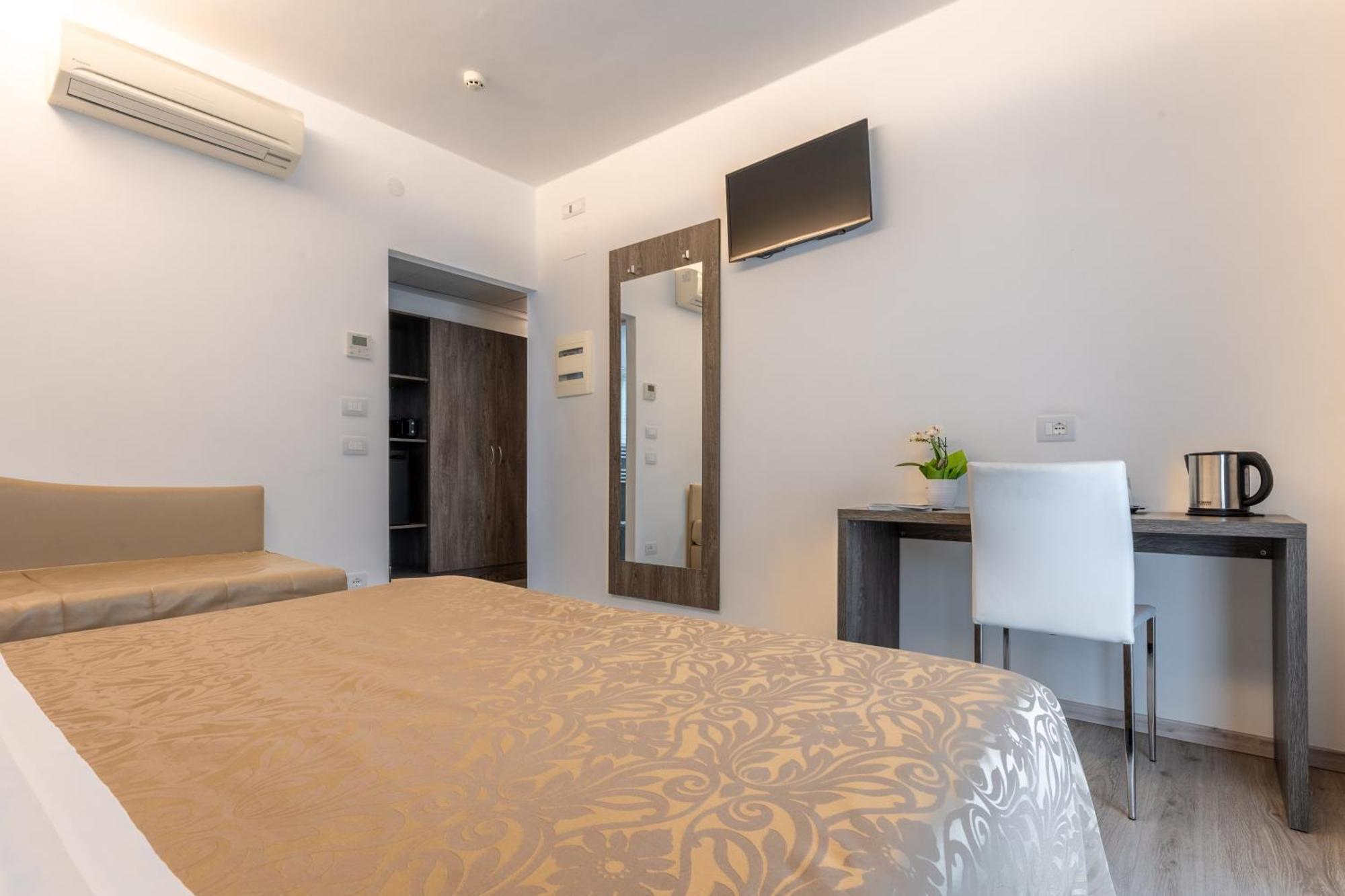 Hotel Italia การ์ดา ห้อง รูปภาพ